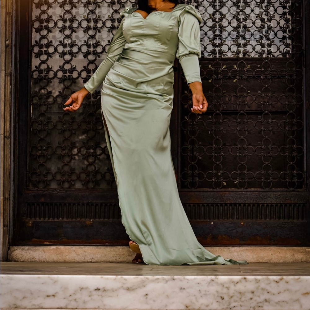 A beautiful green dress!